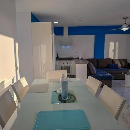 Apartamento Aqua Sun Geranios By Helloapartments *