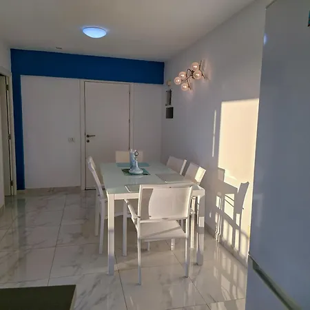 Aqua Sun Geranios By Helloapartments * אדחה