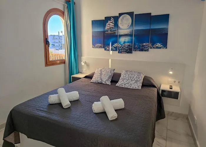 Daire Aqua Sun Geranios By Helloapartments