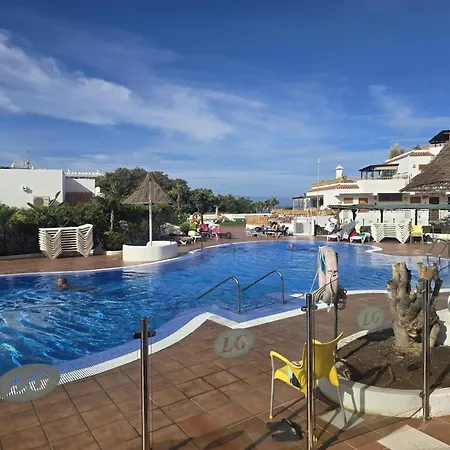 Aqua Sun Geranios By Helloapartments Appartement